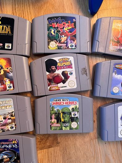 Nintendo 64 N64 2 ORIGINAL Controllers 10 Games Zelda, Banjo, Jet Force Gemini