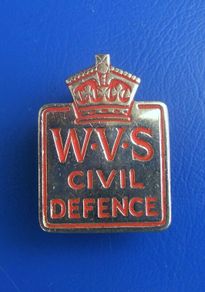 WVS (Womens Voluntary Services) - a WW2 period uniform hat badge (early 1940s)