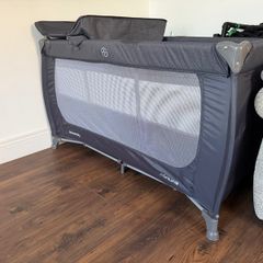 Miniuno Travel Cot