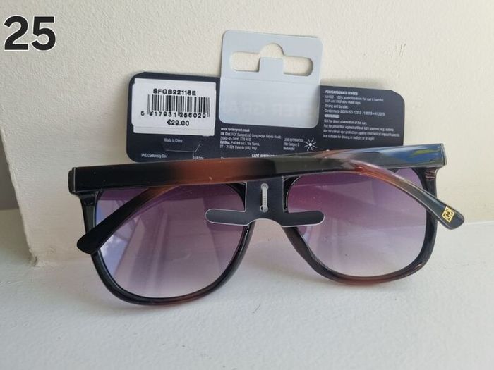 Foster Grant Sunglasses Brand New (2 for 15 Euro)