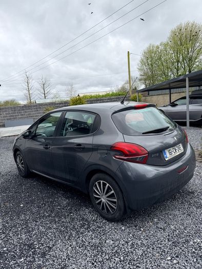 Peugeot 208 1.2L 2016