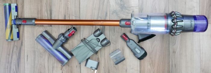 Dyson V15 - (SV22) Detect vacuum (Iron - Nickel) Powerful, intelligent cordless vacuum - in Iron and Nickel (Up to 60 minutes run time)