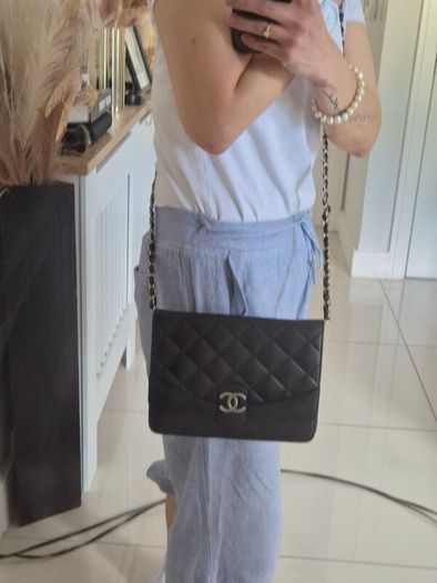 Vintage chanel diana flap bag