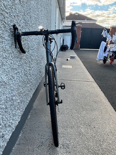Giant Contend 2 Road Bike