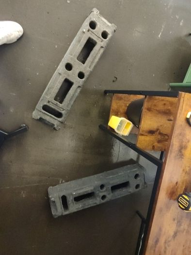 6.5 Foot fence & Stands