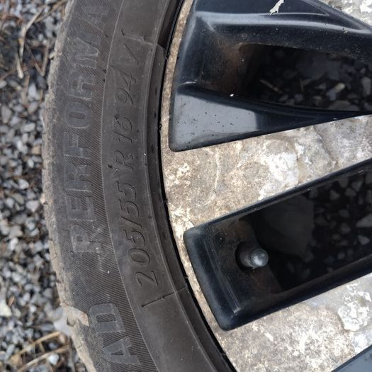 Honda alloys wheels 16"