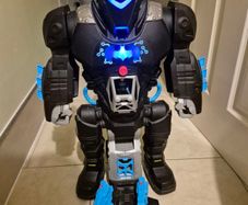 Imaginext Batbot - great condition, figure included