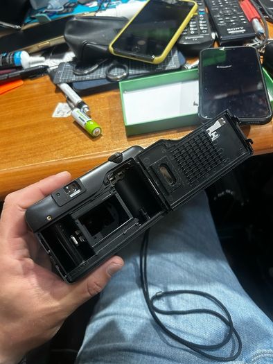 Vintage 2000 Tronic Af 3590 Point & Shoot Film Camera 35mm