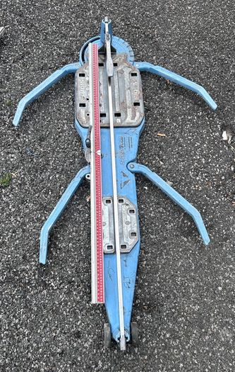 tile cutter