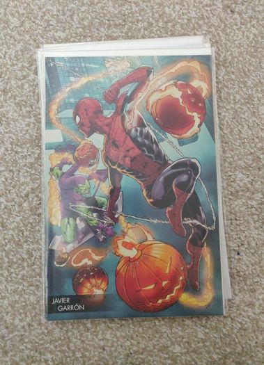 16 x Marvel variants