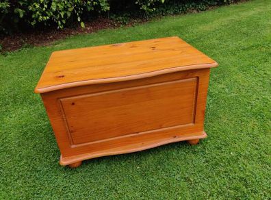 Pine Blanket Box
