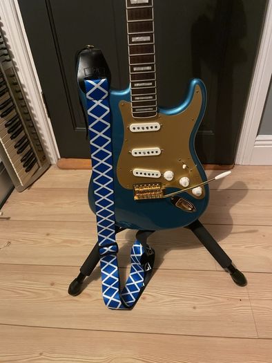Used Fender Squire 40th Anniversary Stratocaster for Sale.