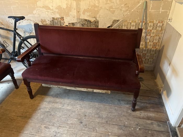 2 Bar Benches