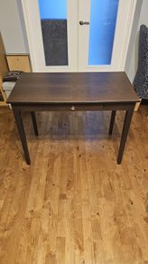 Extendable table
