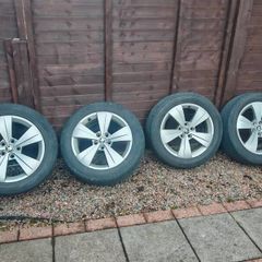 Skoda Superb Alloys with Tires