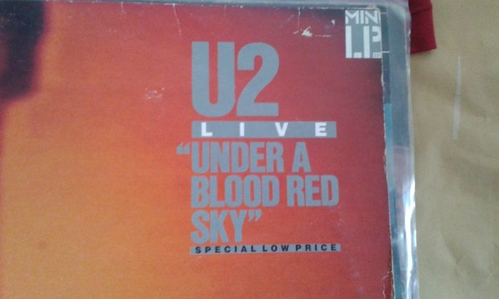 U2.