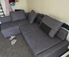 Near new L shaped Sofa for sale