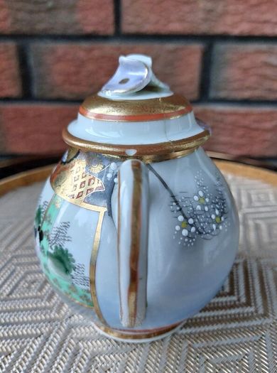 Antique Japanese "Kutani" Teapot