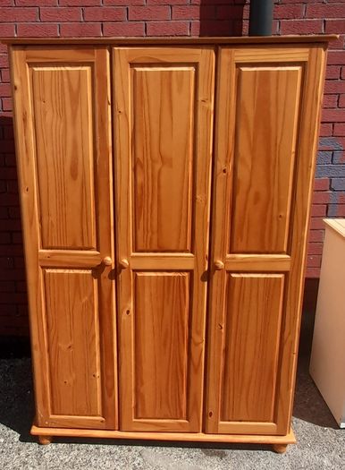 3 door pine wardrobe