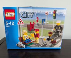 Rare sealed Lego 3 Sets. 20+ years since production