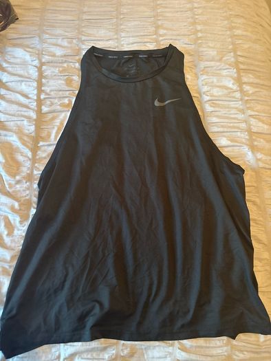 26 items of large Nike gym wear