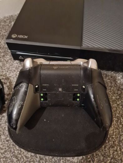 Xbox One 500GB Bundle - Elite Series 2 Controller
