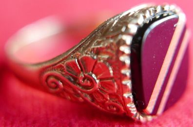 Vintage 9K Gold 375 Men's Signet Ring size T - 4,70g