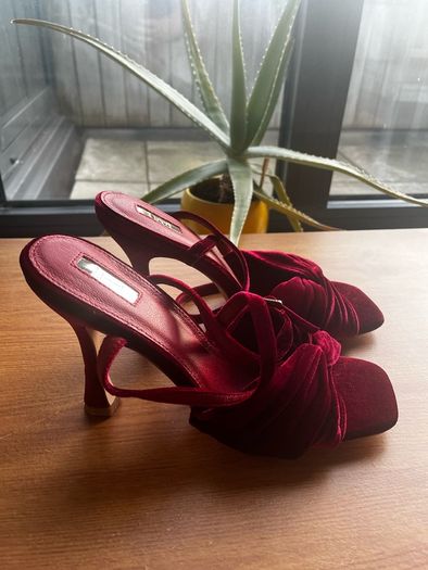 Burgundy Velvet Heels Size 7 UK