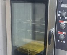 Commercial Convection Oven  10 Racks  Excellent