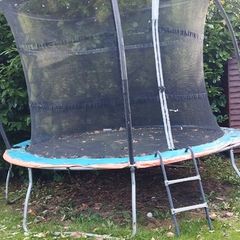 Trampoline