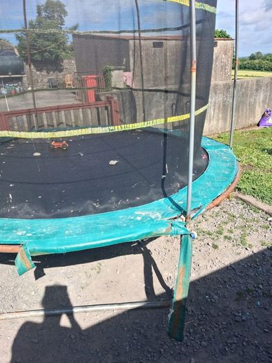 trampoline 10ft
