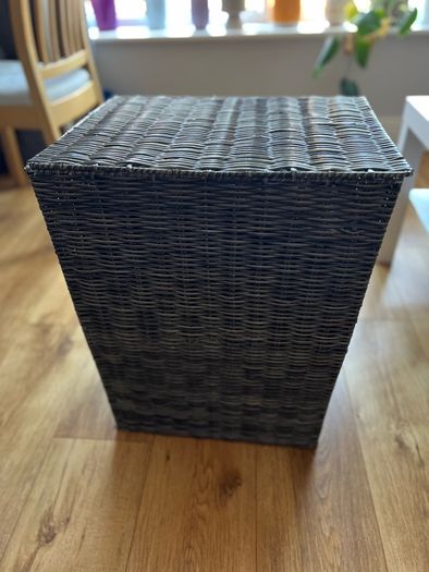 Clothes basket