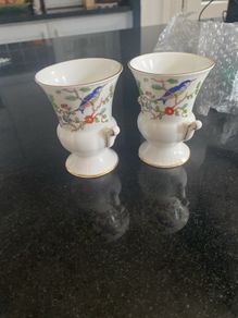 Aynsley pair of Pembroke small vases