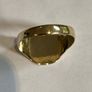 9 carat gold signet ring Image 3