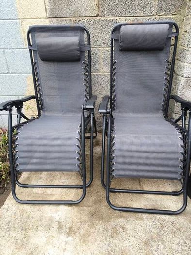 Zero Gravity Garden chairs x 2