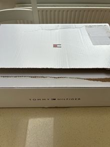 Tommy Hilfiger puffa as new ( genuine )