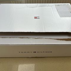 Tommy Hilfiger puffa as new ( genuine )