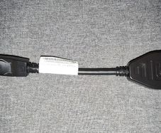 DisplayPort to DVI-D adapter