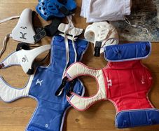 taekwondo gear for boy and girl age 8-13