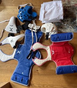 taekwondo gear for boy and girl age 8-13