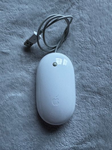 Apple Mouse