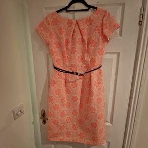 feeG dress