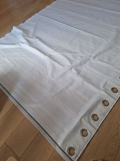 Bedroom curtans