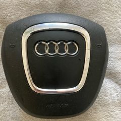 Audi steering wheel airbag
