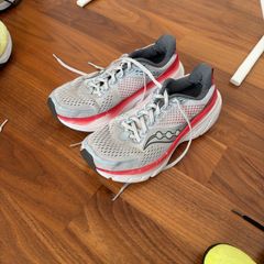 Trail running shoe