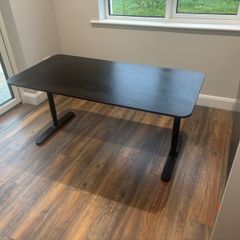 Ikea Bekant Desk