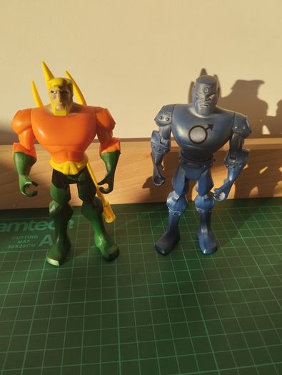 DC Justice League Figures Aquaman and Steel