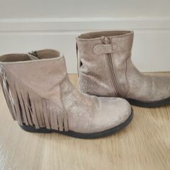 Boots - size 2