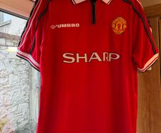 Manchester United Retro Jersey