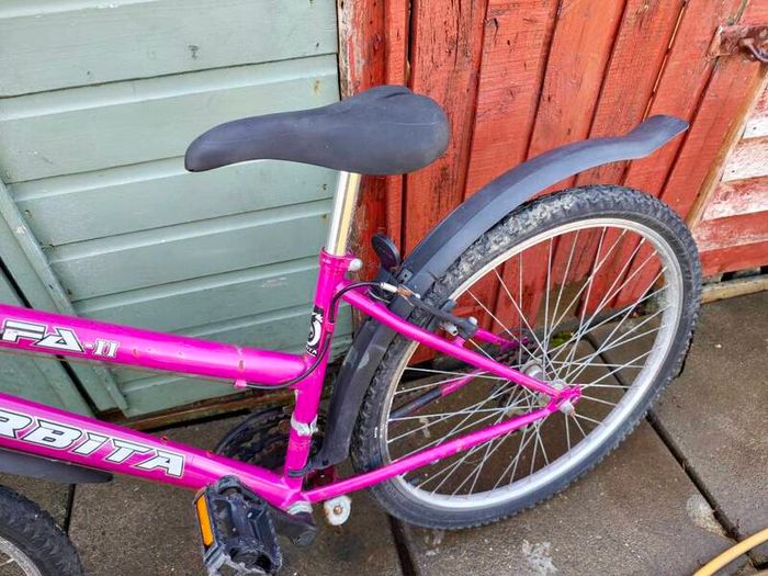 Girls bike